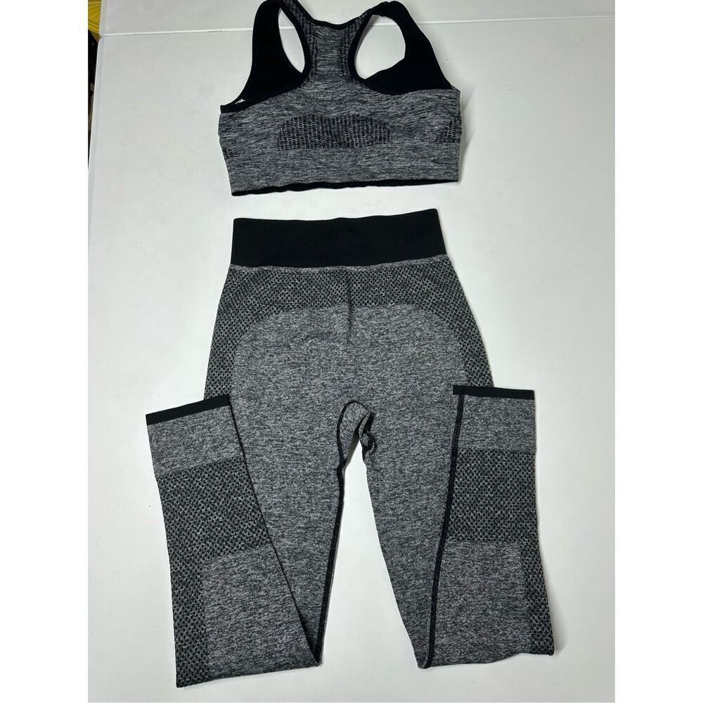 Shein Yoga Set Of Padded Top & Leggings Gray Black Size M - Picture 7 of 12